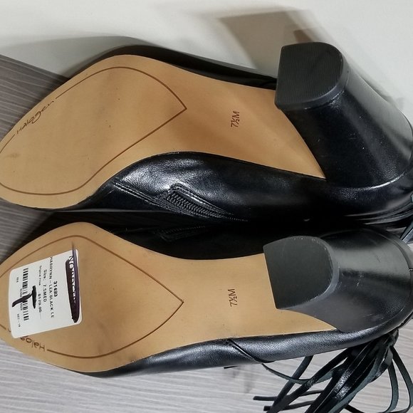 Halogen 'Sadee' Side Zip Bootie, Black Leather, Womens Size 7.5 - Picture 9 of 10